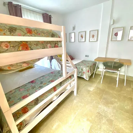 Oceanview Gaviota Willa *