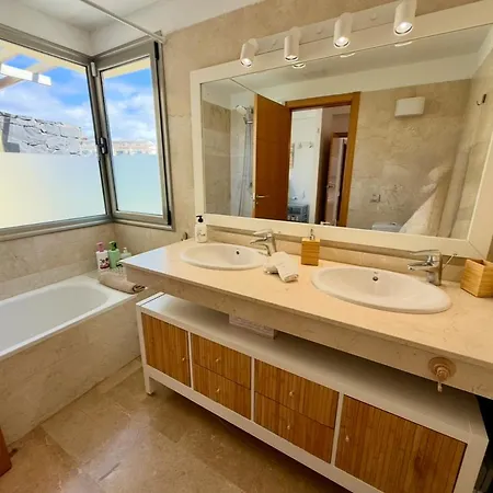 Oceanview Gaviota Villa